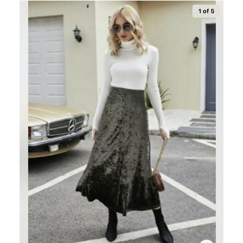 Zara green khaki velvet  midi slip skirt size medium NWT
